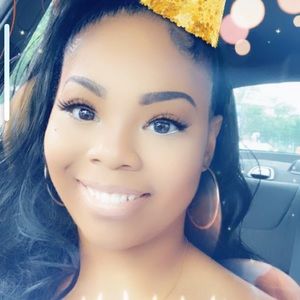 Meet your Posher, Charisse